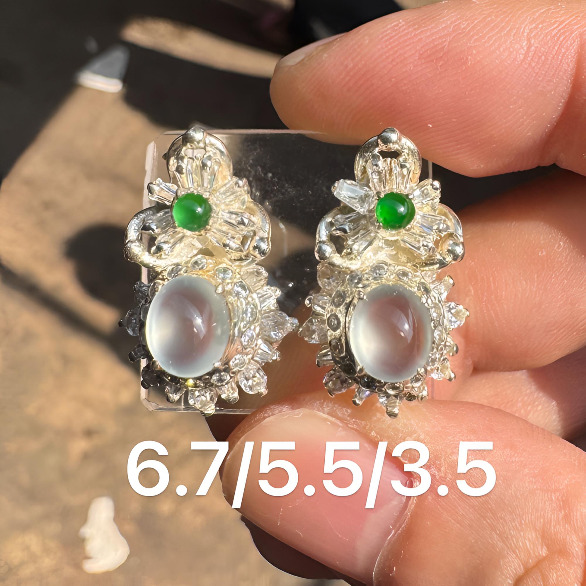 0125(小哪吒在源头)高冰种翡翠黑钢耳钉干净饱满杠味荧光足M60