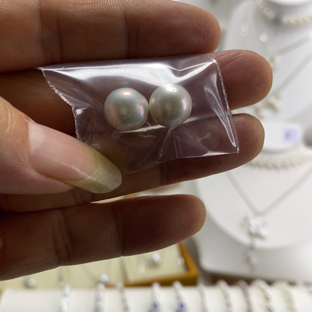 银S925镶嵌耳饰淡水珍珠
