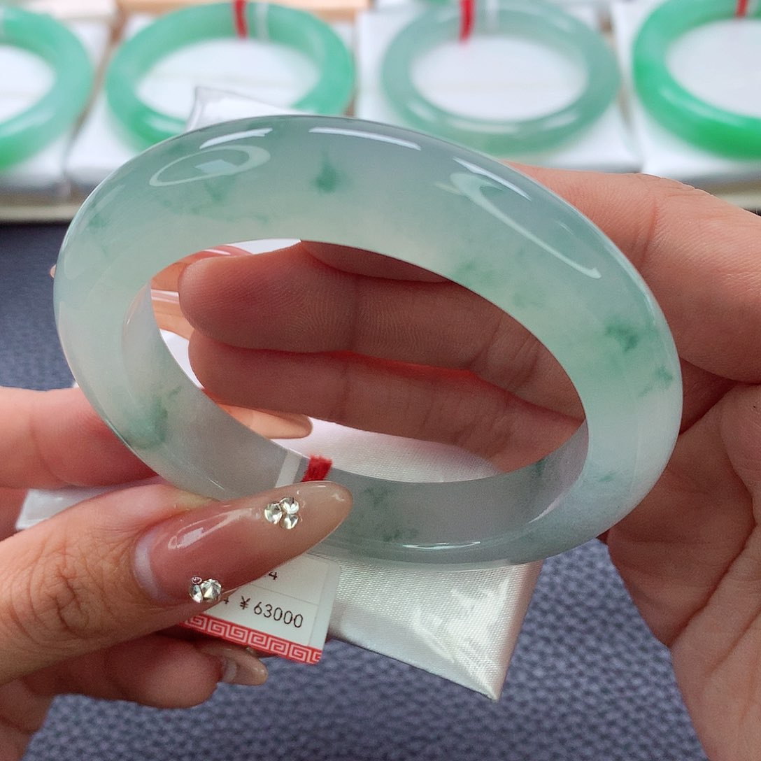 翡翠手镯未镶嵌53.54.55