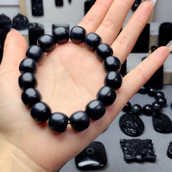 和田玉（墨玉）手串未镶嵌特价14mm有微量毛孔和棉