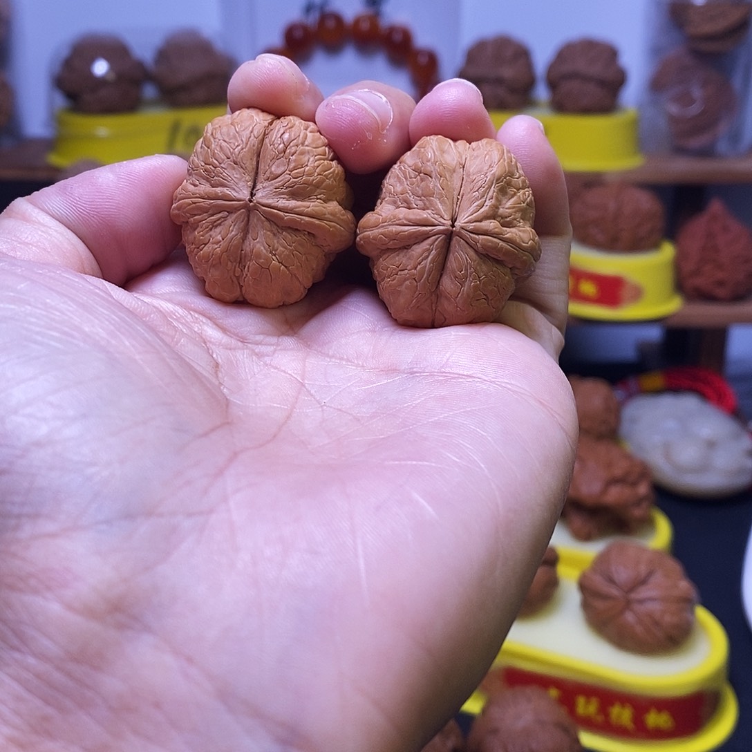 把件文玩核桃全品元宝连体手捻