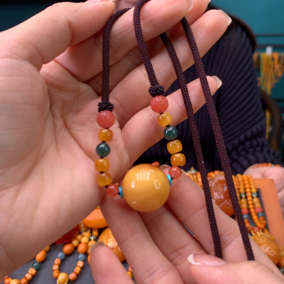 蜜蜡未镶嵌颈饰天然