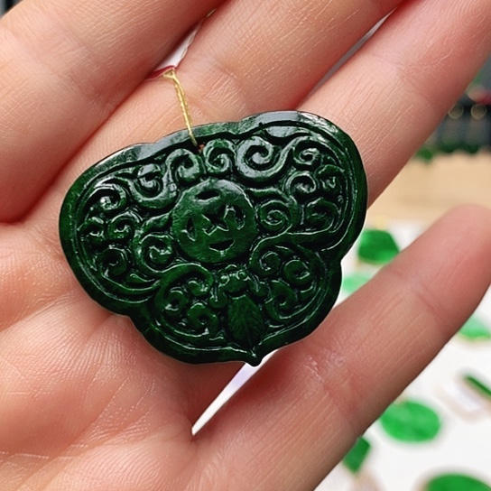 翡翠耳饰未镶嵌挂件