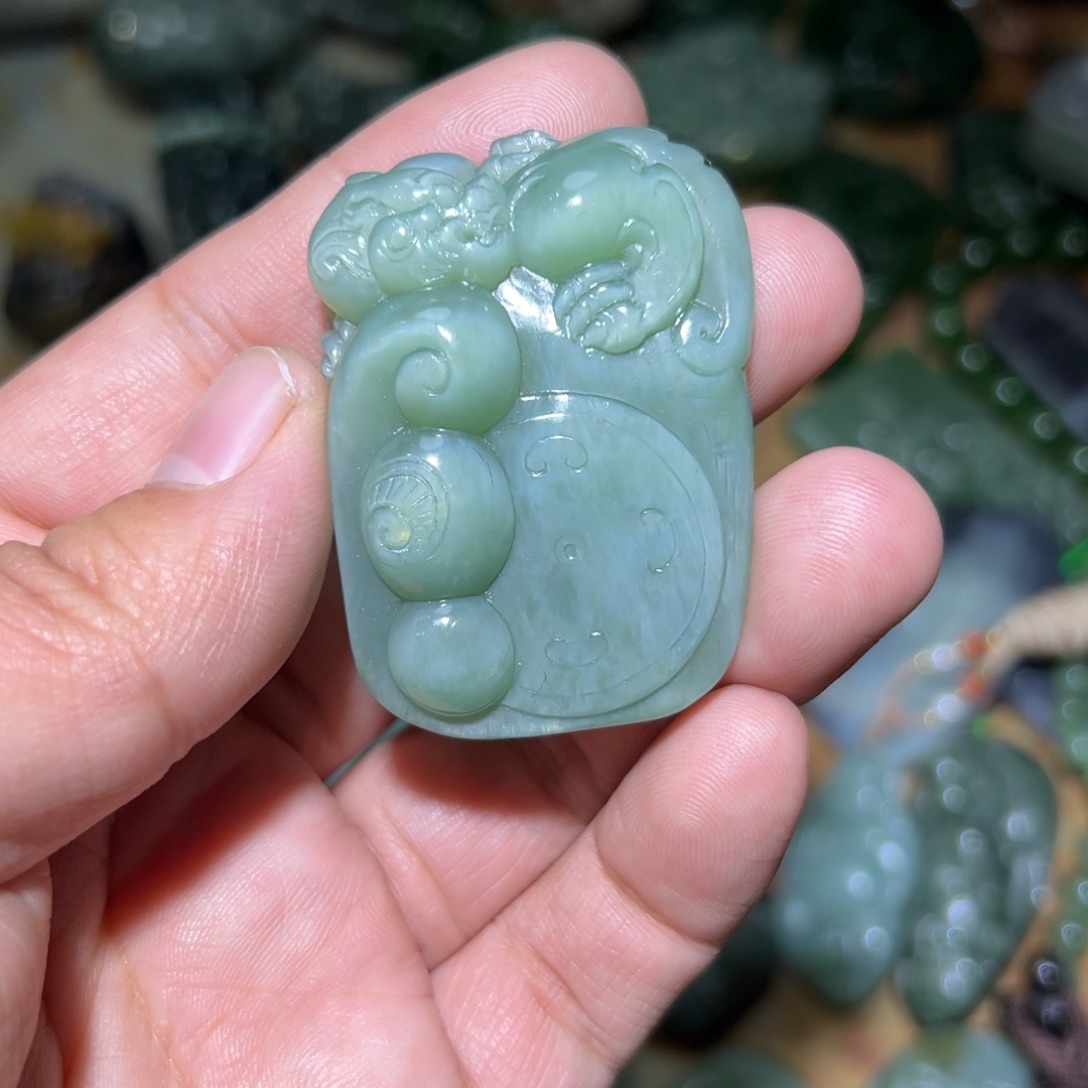 和田玉挂件未镶嵌