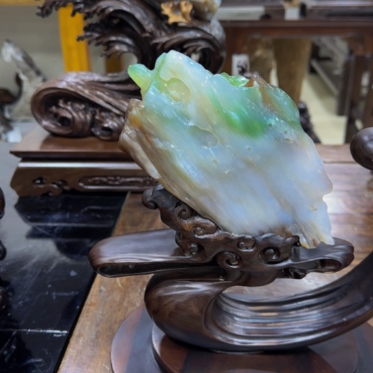 硅化玉摆件未镶嵌