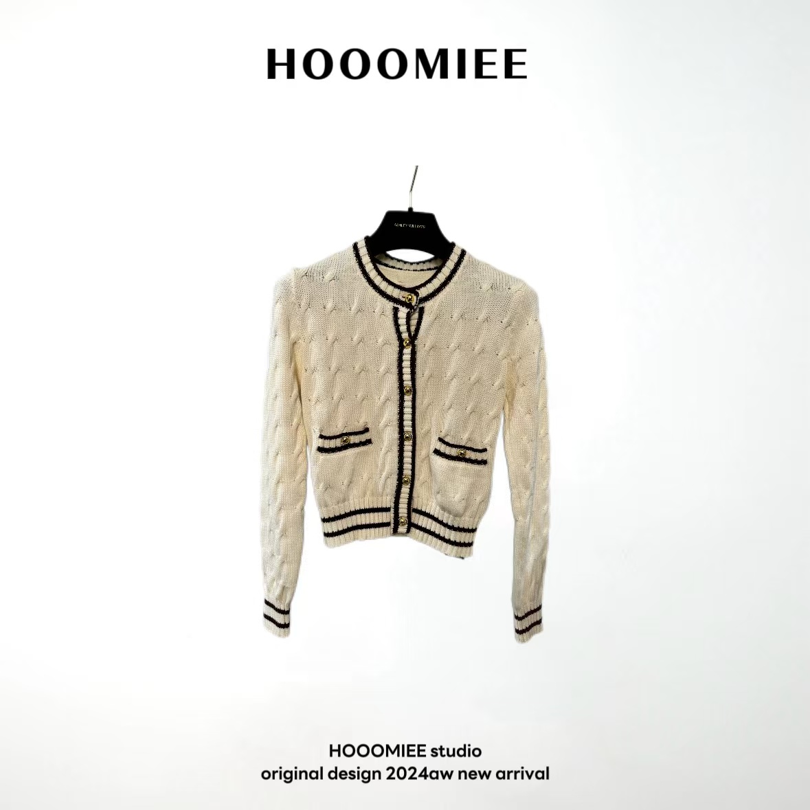 Hooomiee小香风素白撞色线条时髦柔软针织女士短款上衣2024308