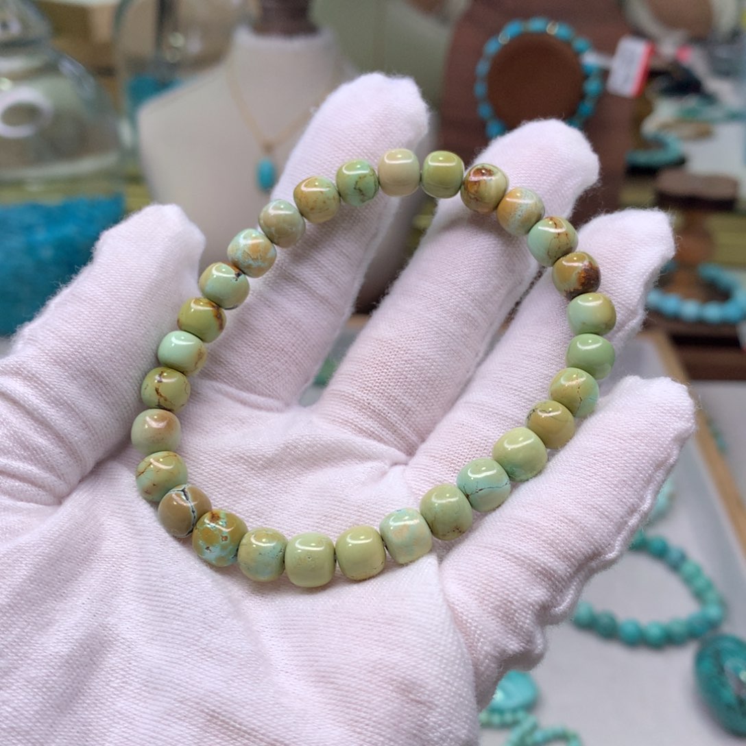 绿松石配饰未镶嵌