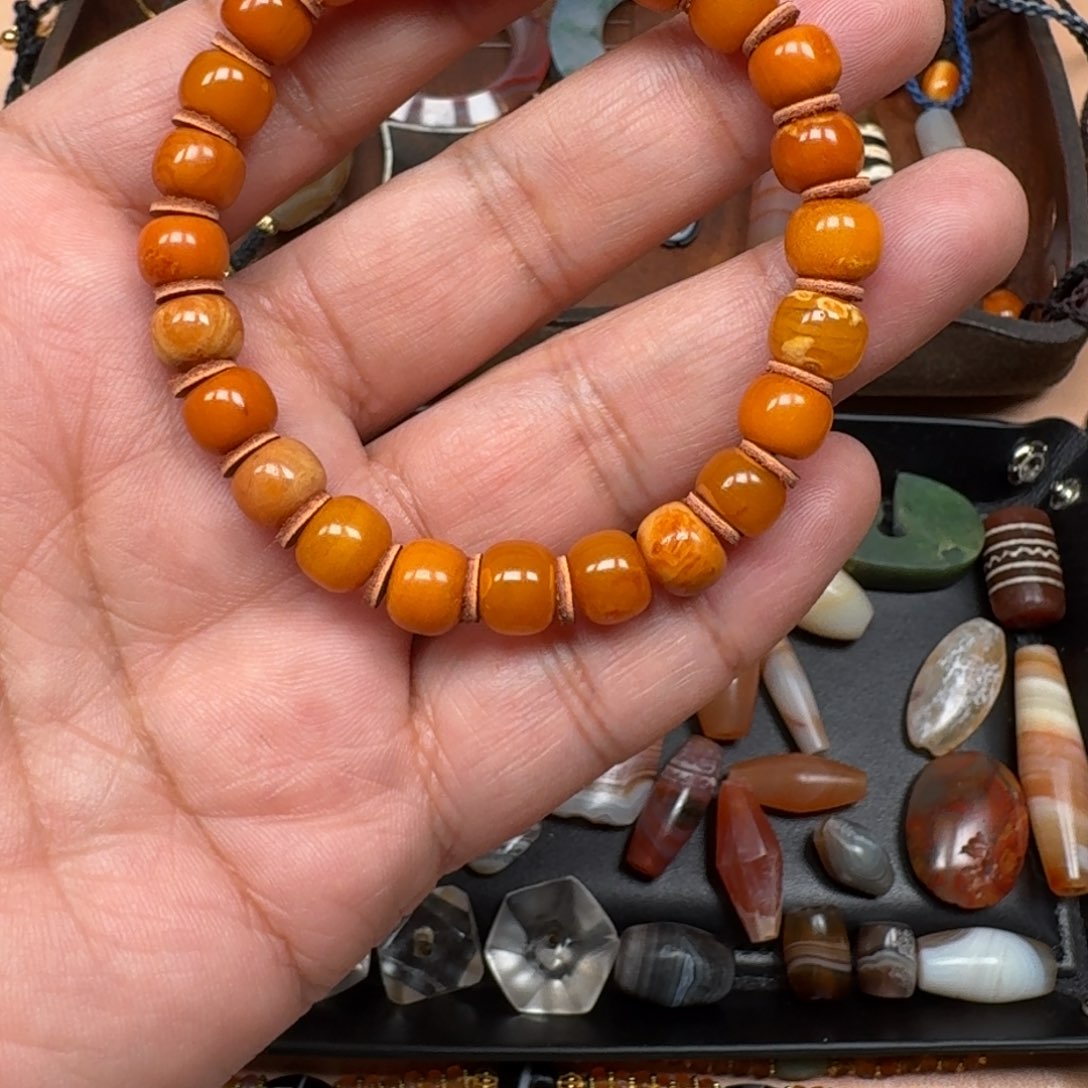 未镶嵌琥珀手串墨*