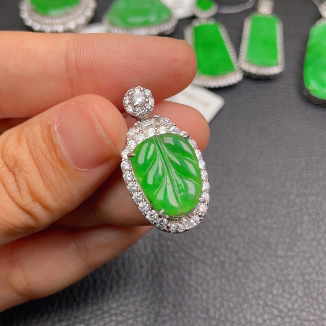 翡翠银S925镶嵌吊坠(不含链)