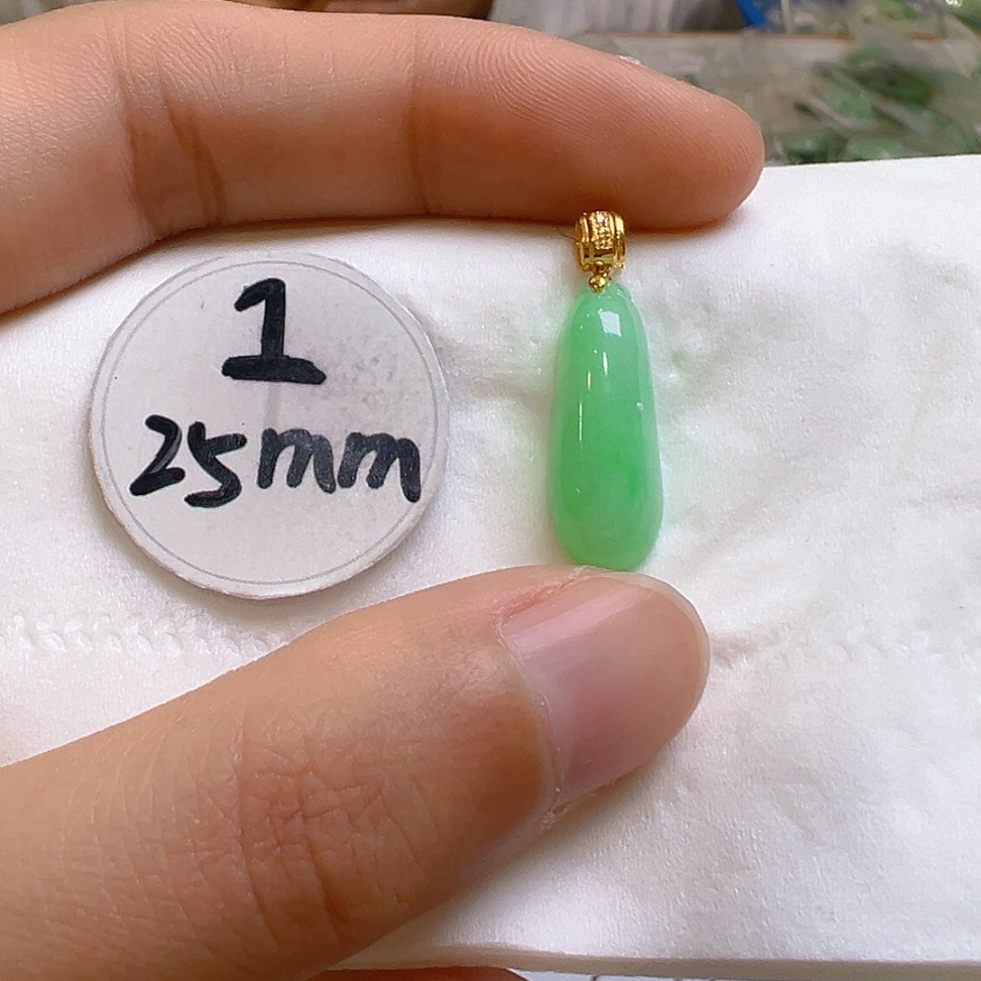 翡翠吊坠(不含链)18K金镶嵌翡翠