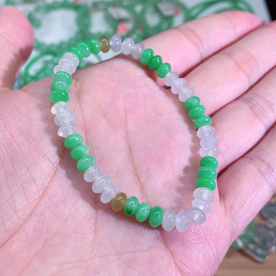 翡翠未镶嵌手链翡翠