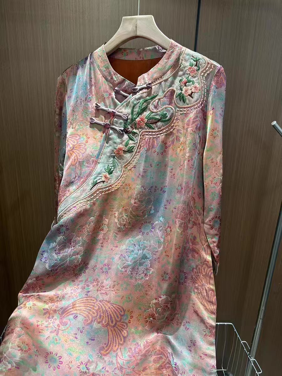【满城花开】新中式国风立领提花气质复古连衣裙2025A0251-琳琳
