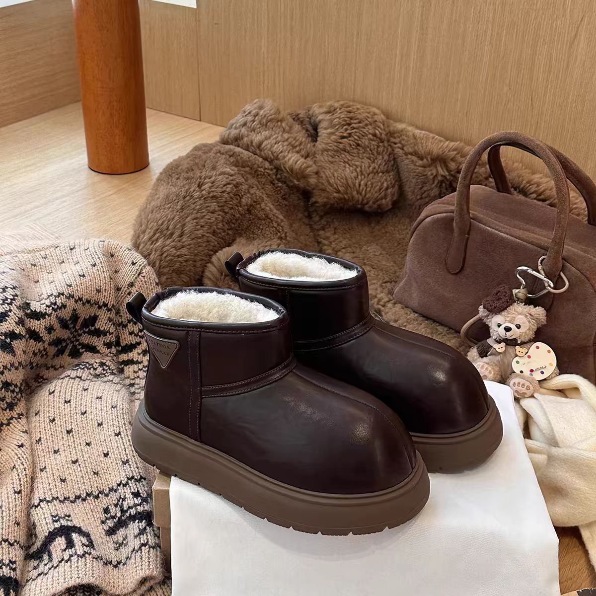 【新疆包邮】24年冬季新款皮面卡皮巴拉厚底加绒KA777