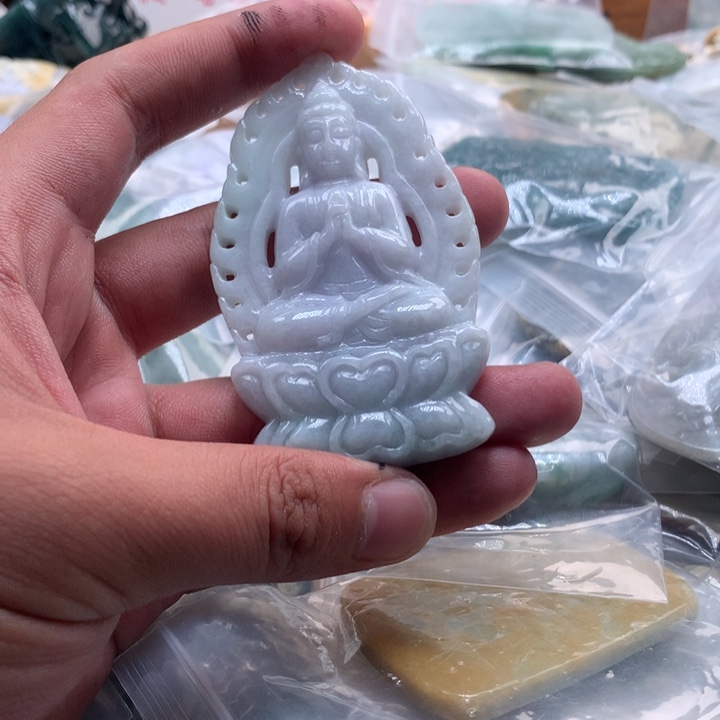 翡翠未镶嵌颈饰保真天然a货翡翠