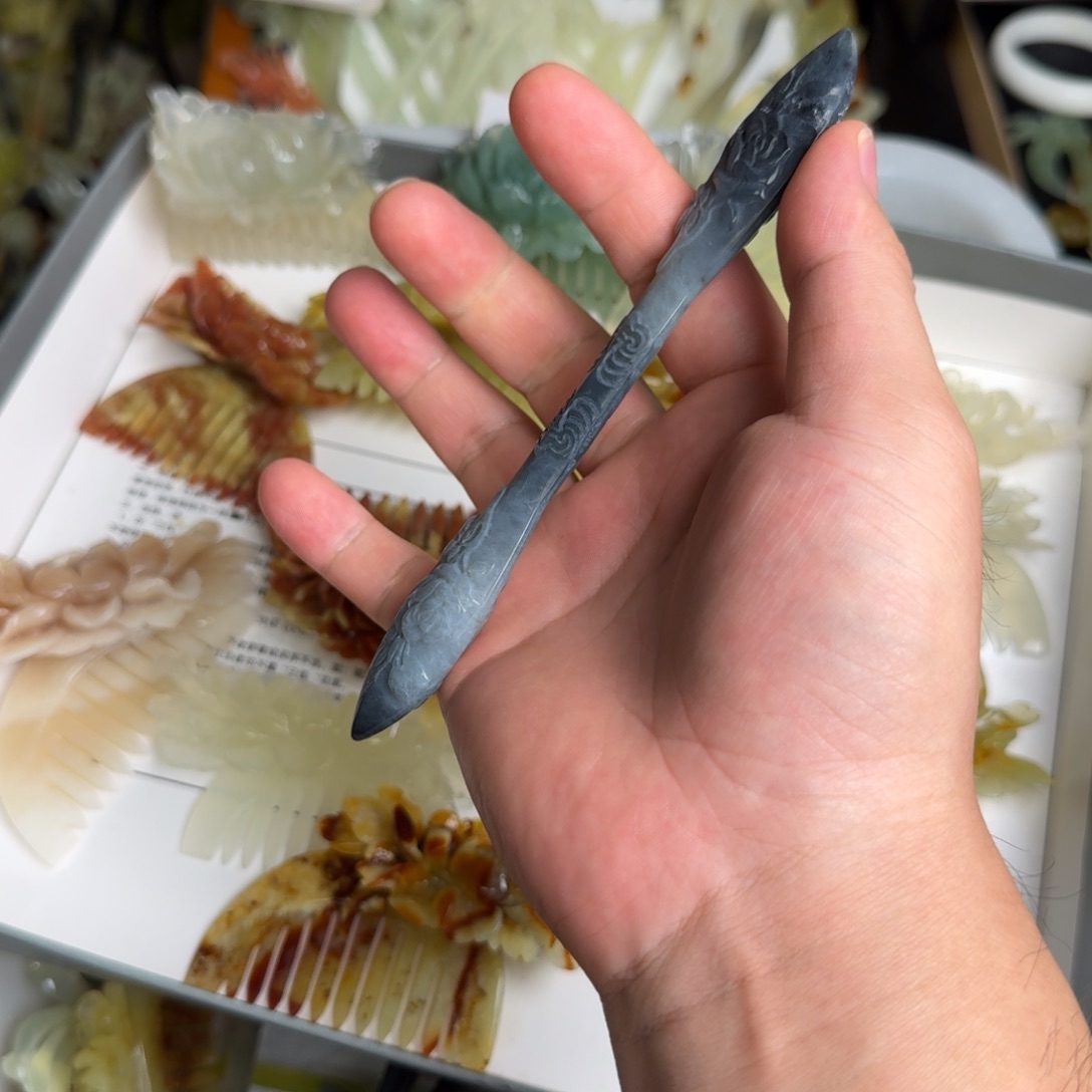 蛇纹石玉未镶嵌发饰