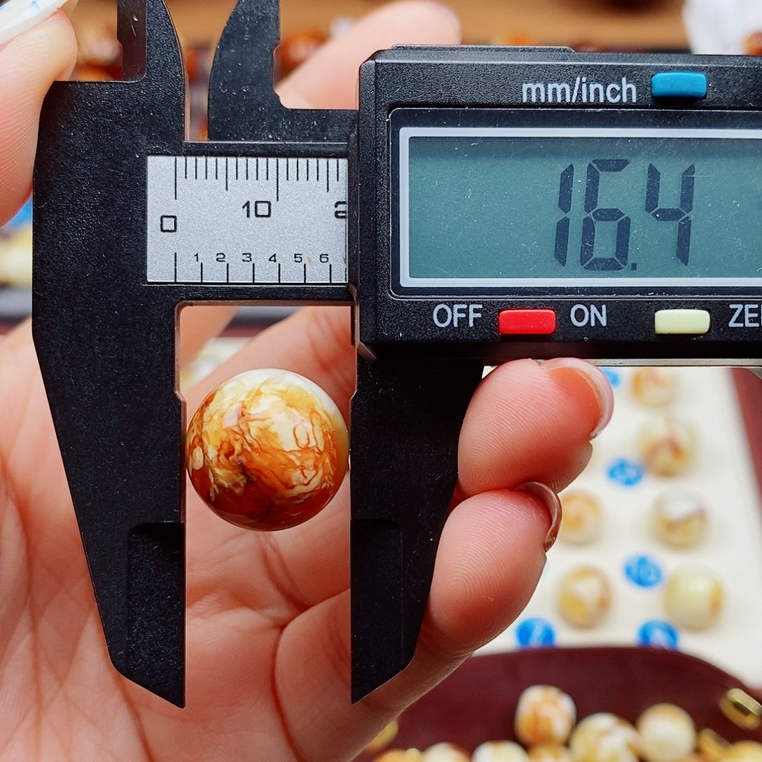 琥珀未镶嵌裸石蜜蜡