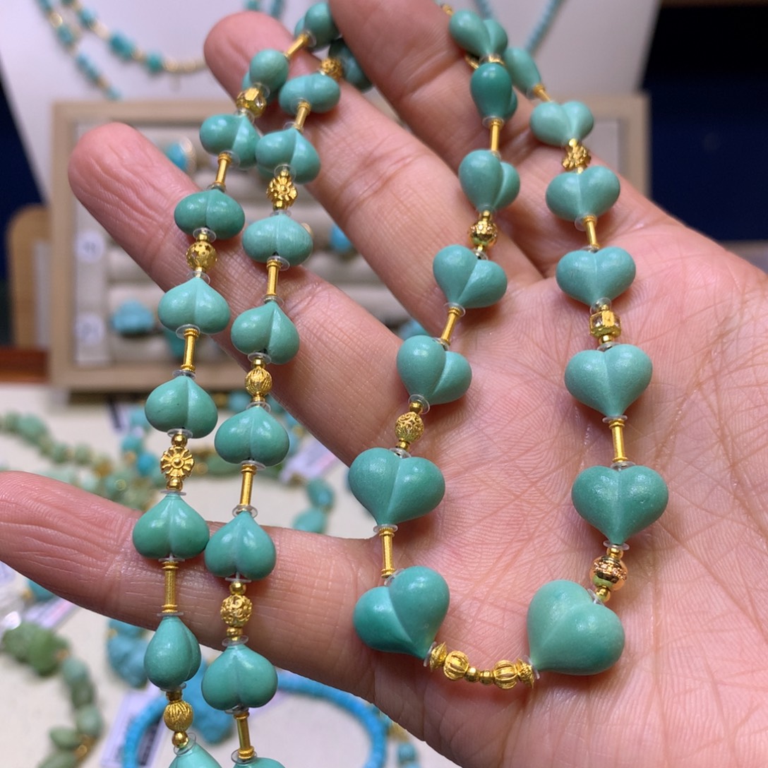 绿松石18K金镶嵌项链