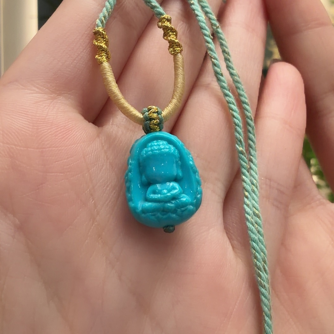 绿松石未镶嵌颈饰