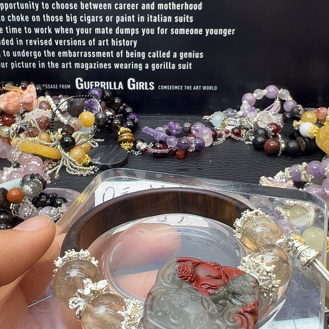 迪***巴手链水晶未镶嵌水晶手链