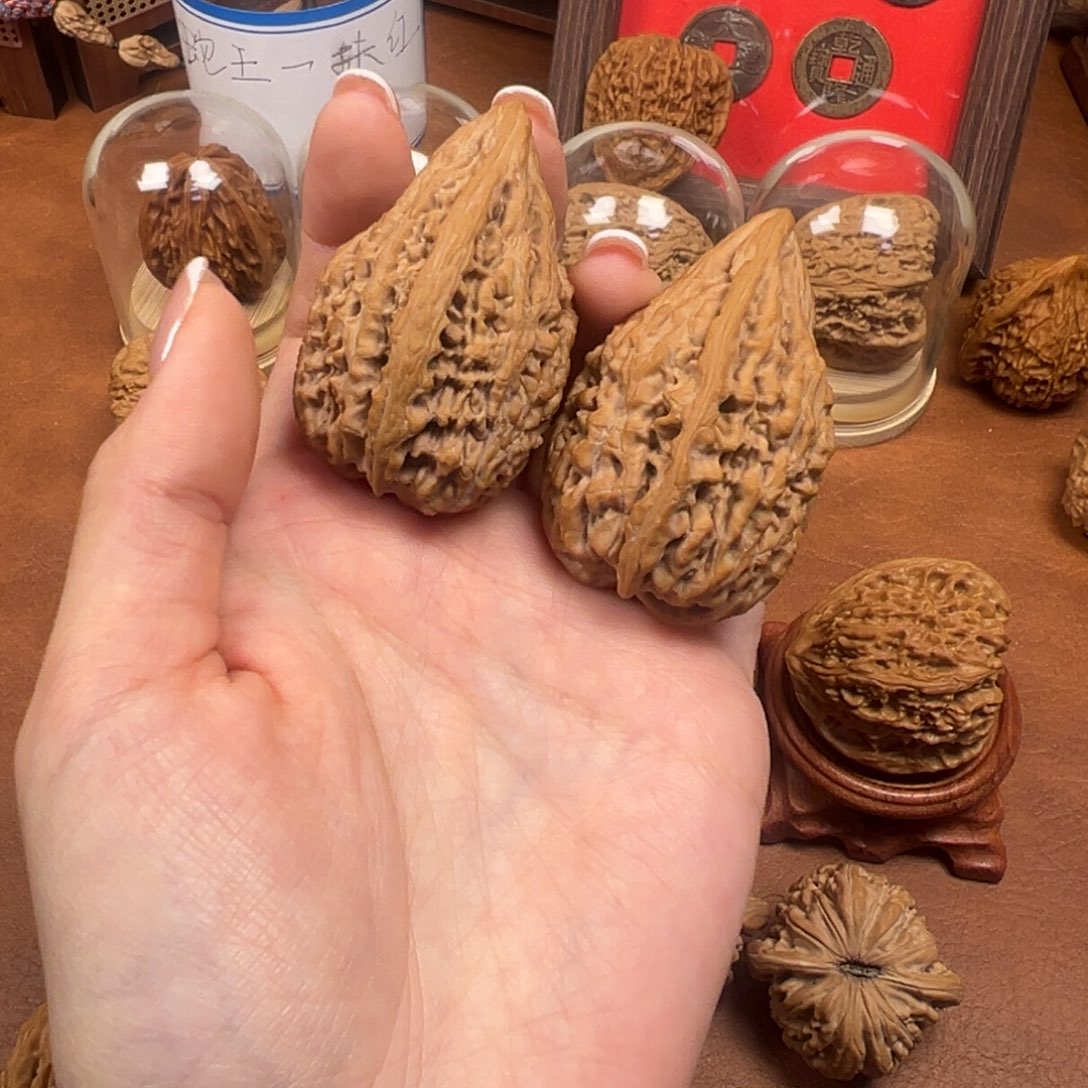 鹄***飞核桃手串/手链原树坐佛边32 高52尺