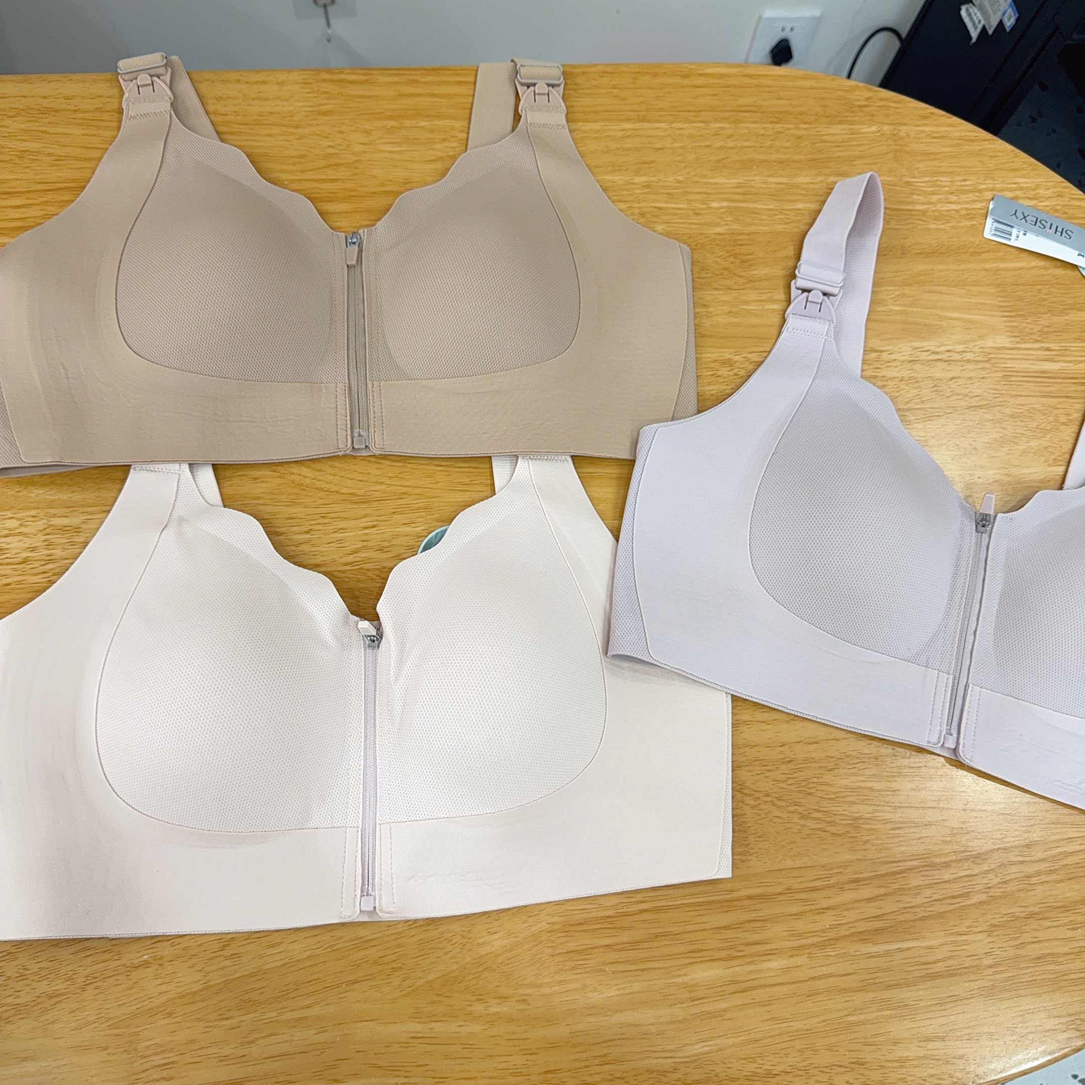 8892孕妇无痕聚拢薄款背心式哺乳内衣