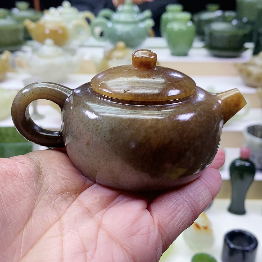 和田玉茶壶未镶嵌东**晓