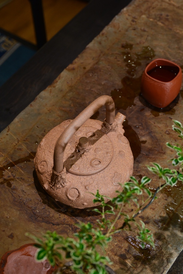 树椿提梁 壶原矿段泥王垚全手工制作