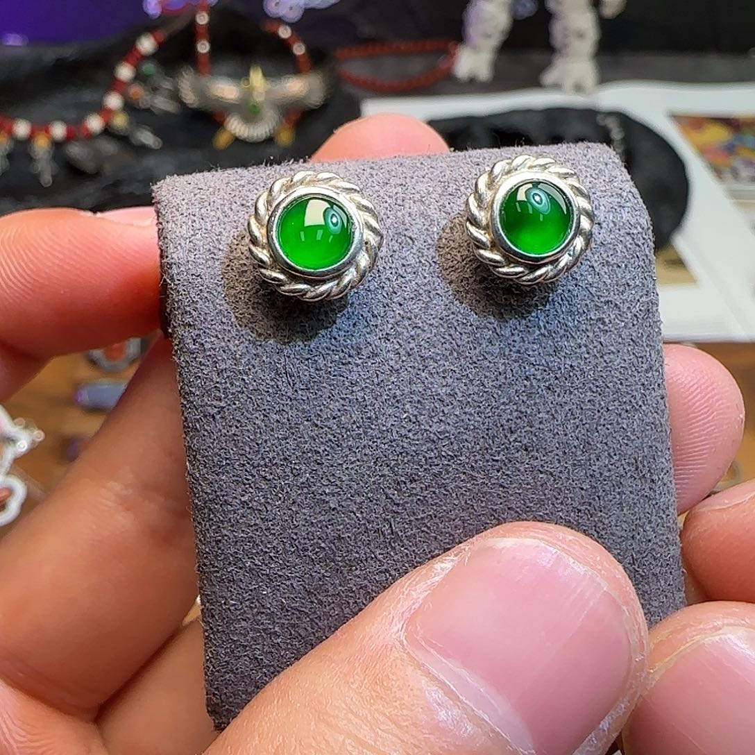 W***生翡翠银S925镶嵌耳饰