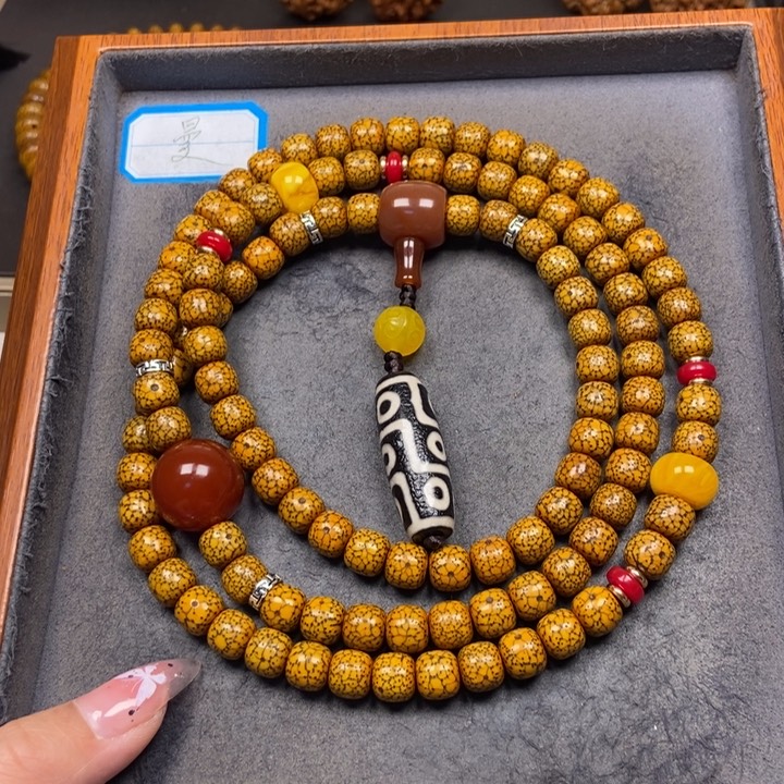 星月菩提吊坠菩提