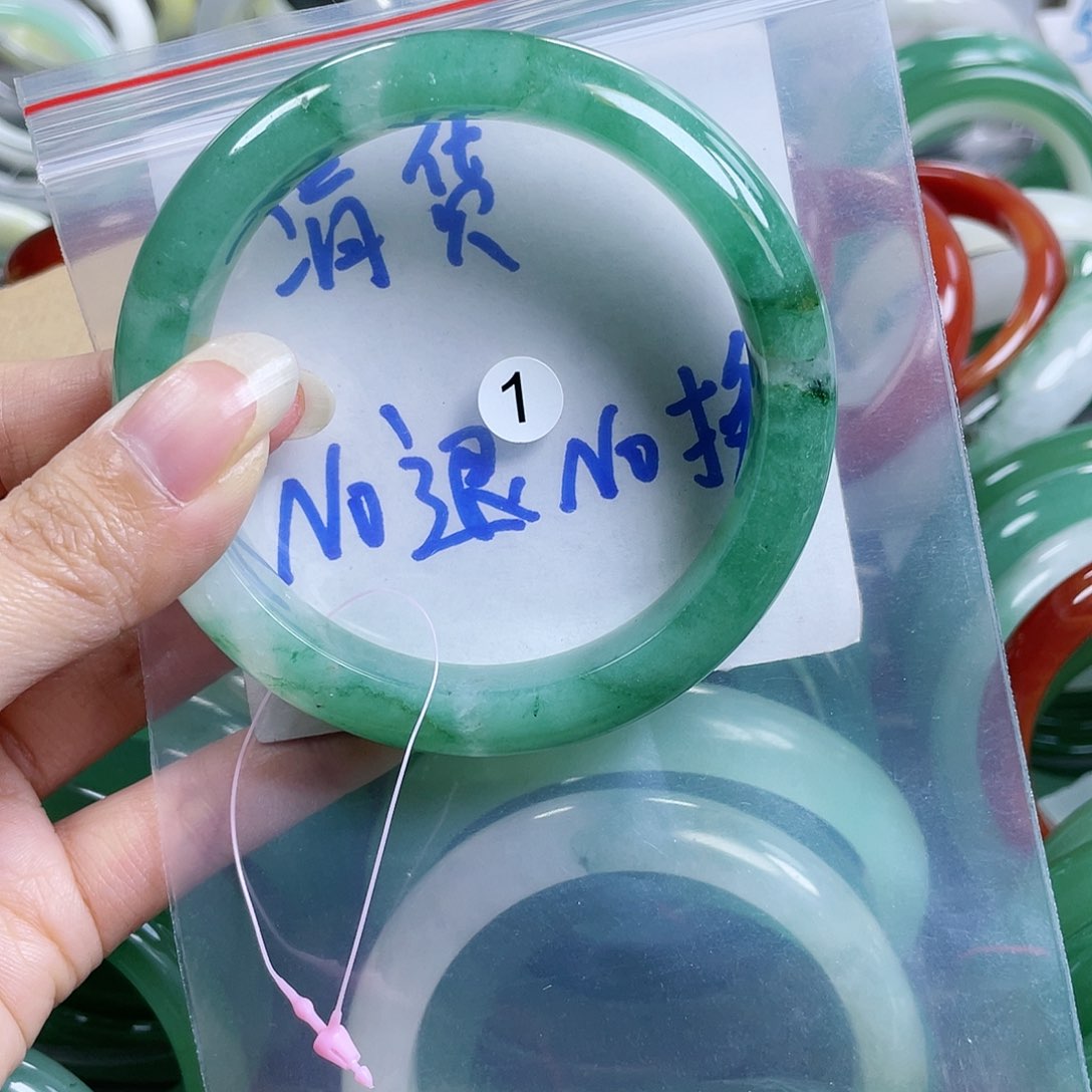 石英质玉颈饰未镶嵌62