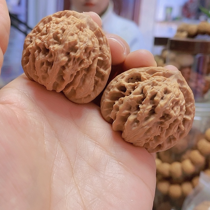 【闪购商品】文玩核桃把件41.5霞云岭