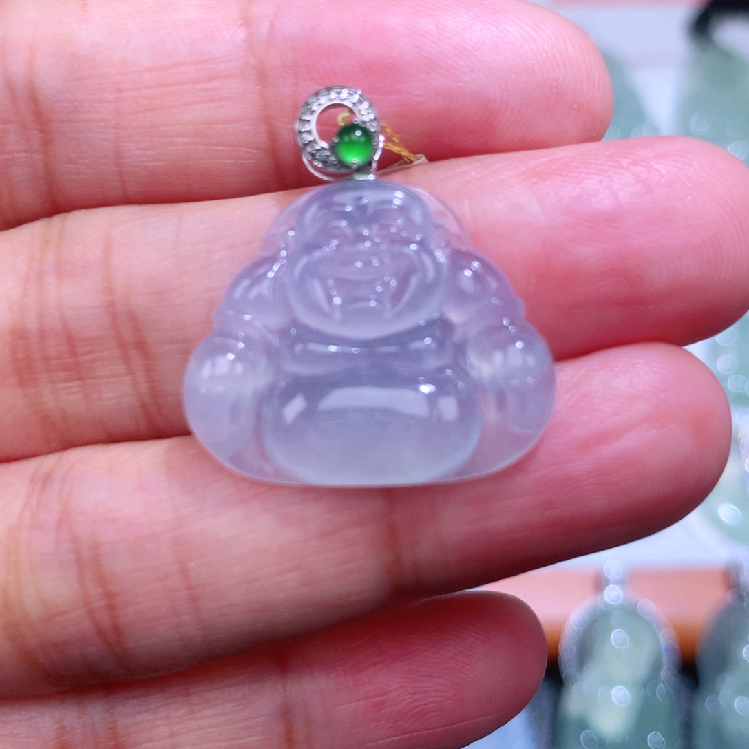 翡翠18K金镶嵌颈饰佛公