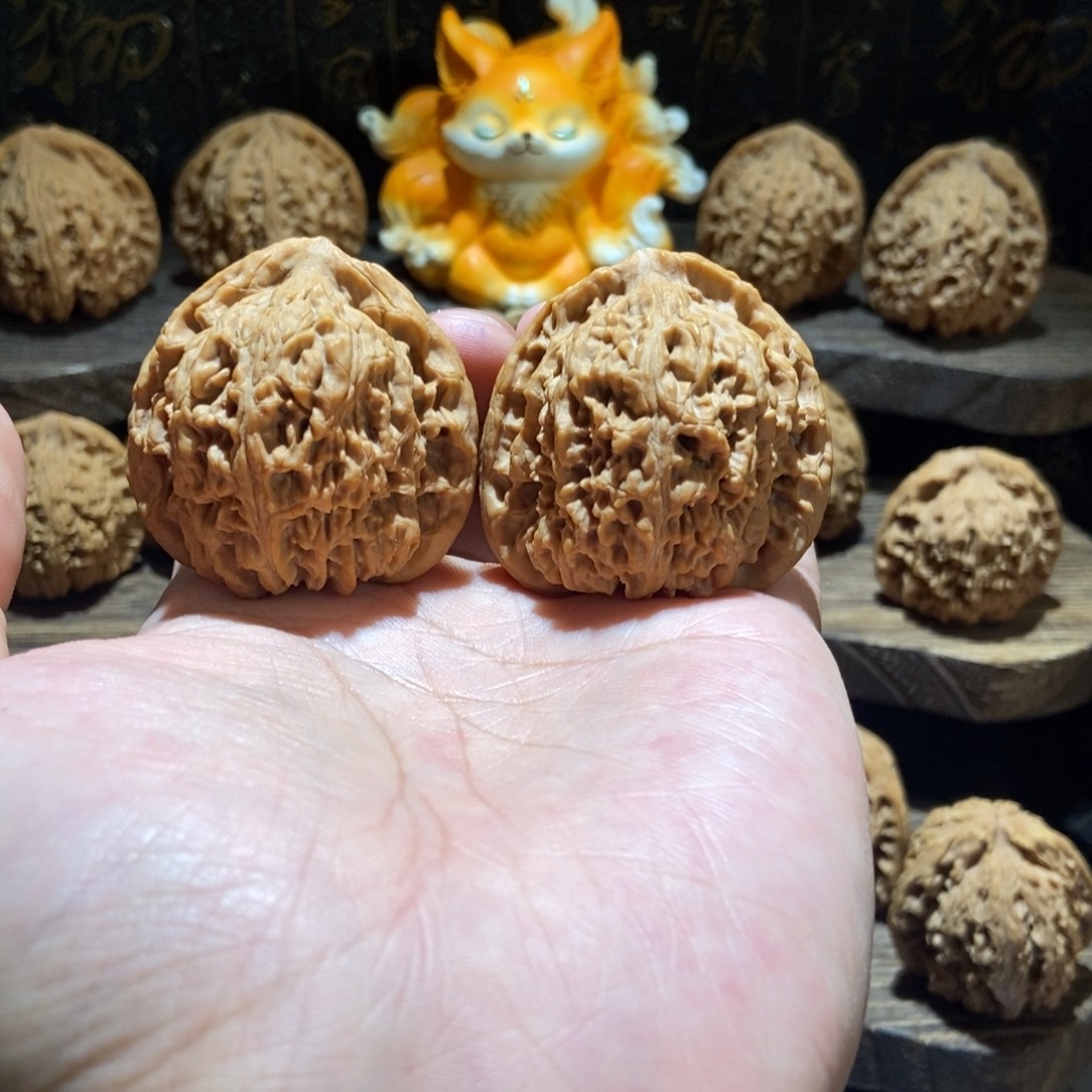 B***o把件文玩核桃涿鹿南将石