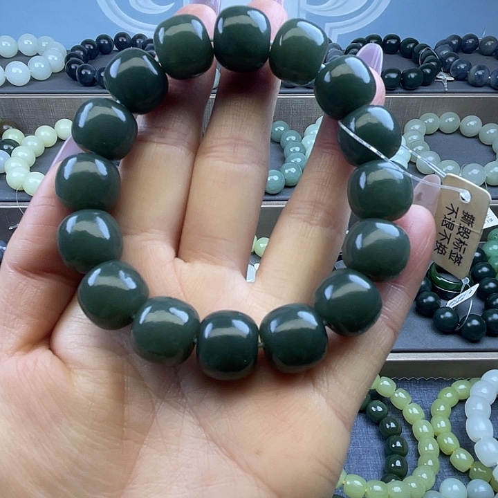 和田玉未镶嵌手链