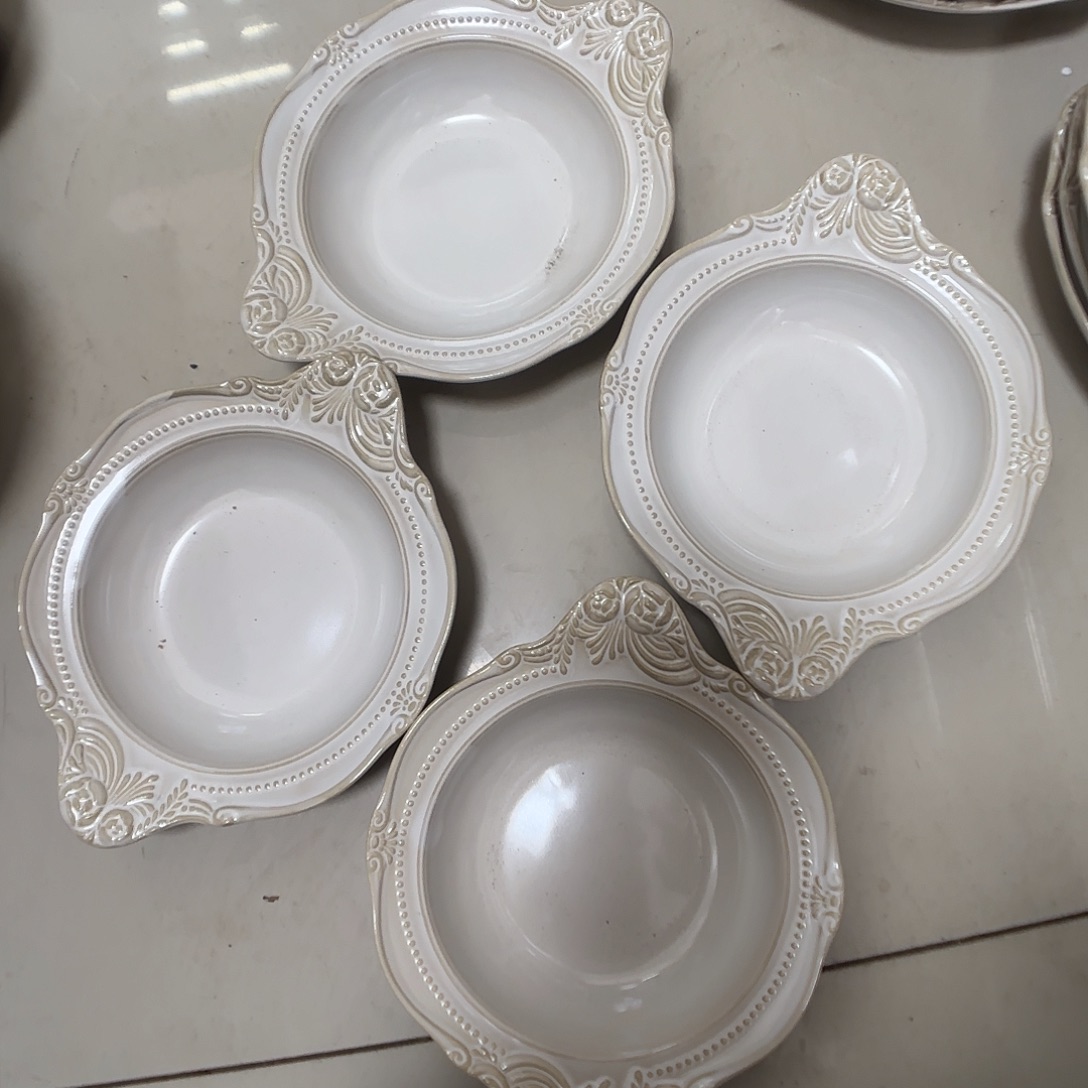 瓷片瑕疵特价陶瓷小碗