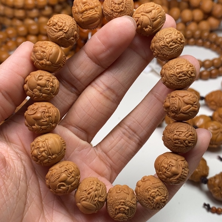 橄榄核吊坠横龙财