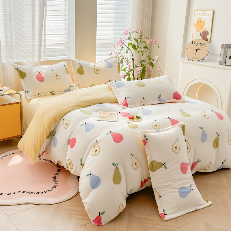 新款印花小清新牛奶绒套件【兵】