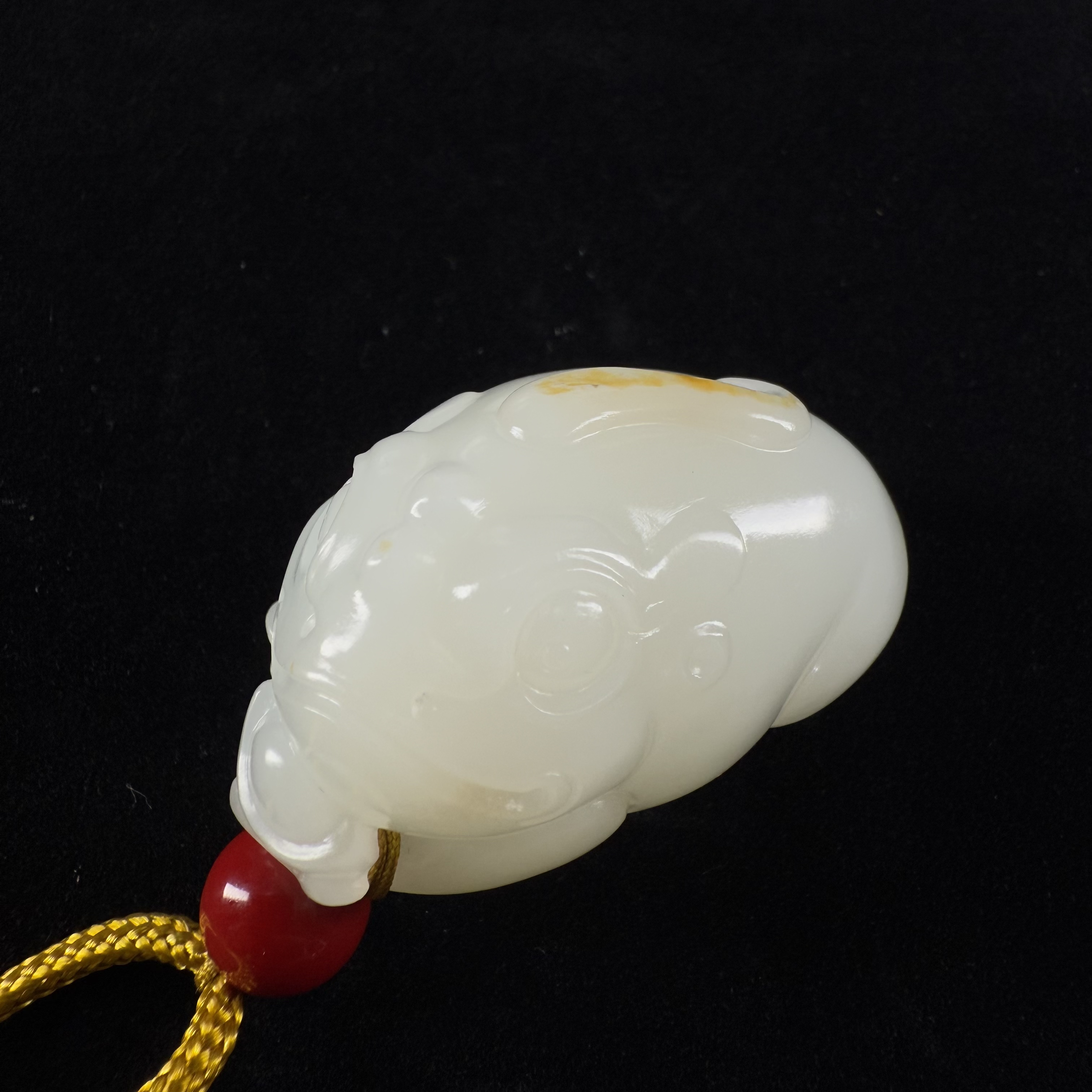 一级白羊脂玉金蟾把件