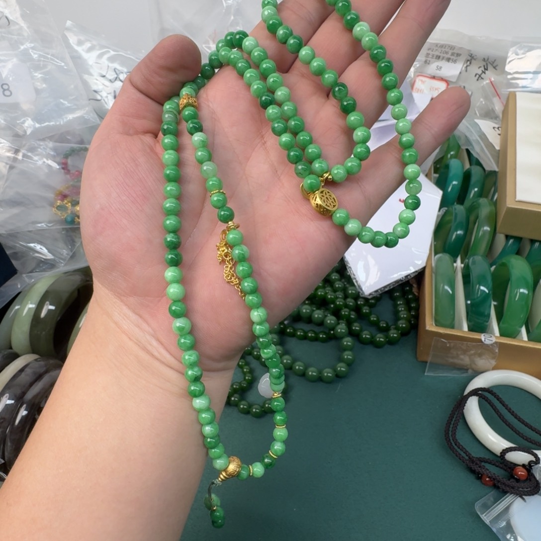 翡翠颈饰未镶嵌317号