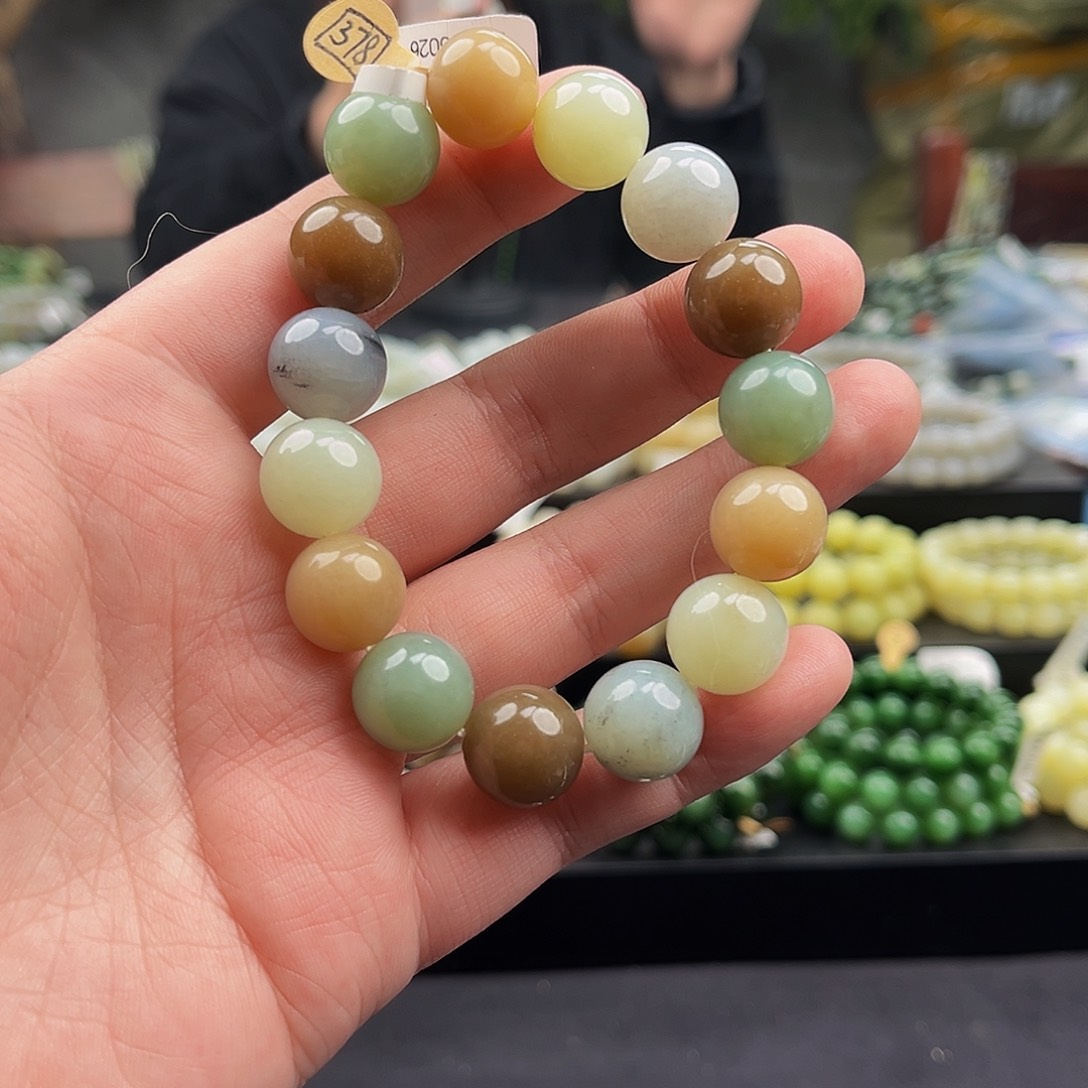 和田玉手串未镶嵌