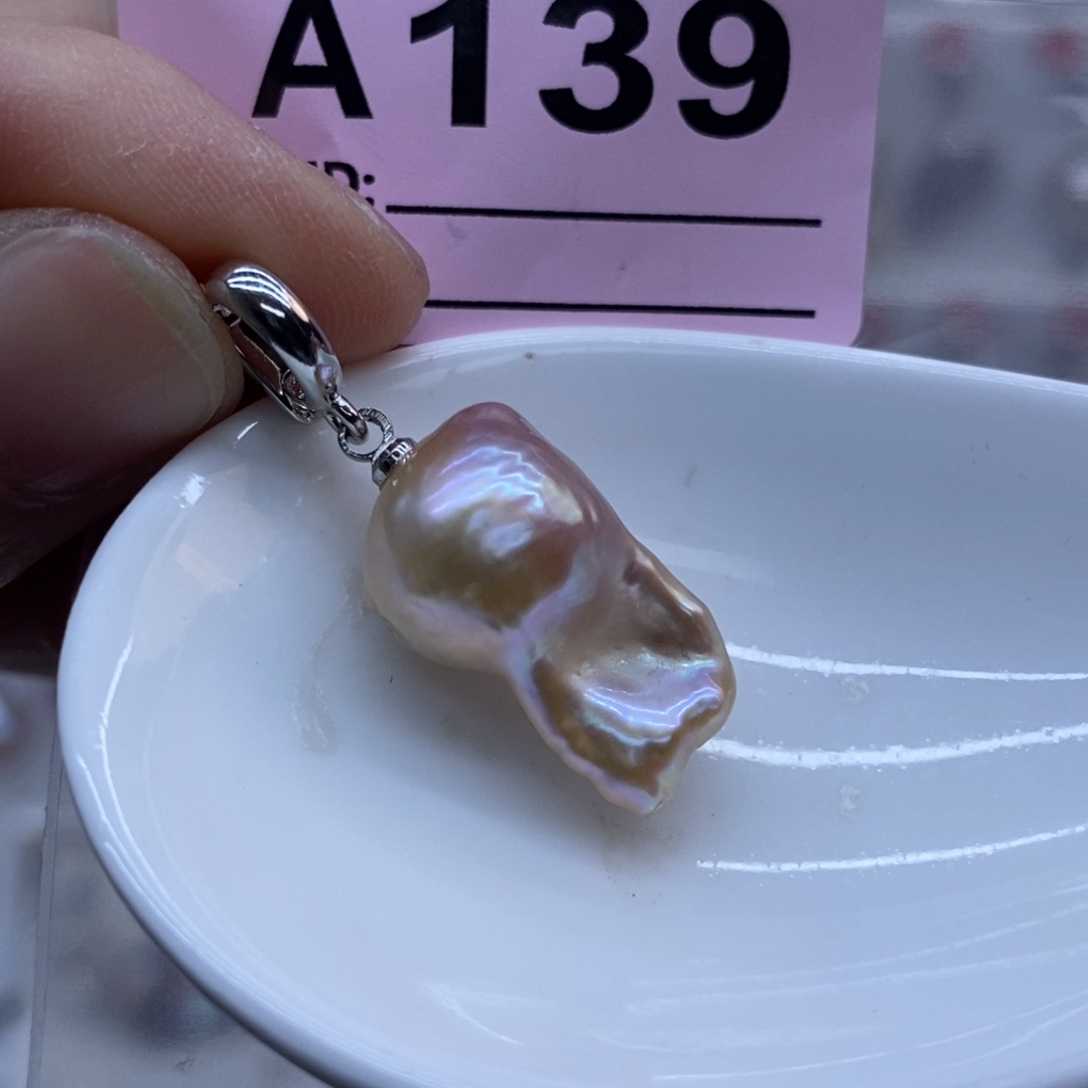 未镶嵌颈饰淡水珍珠