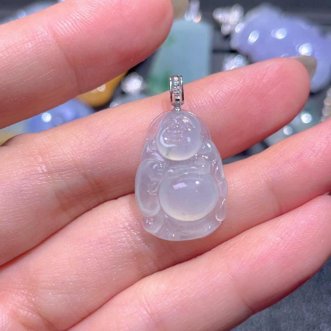 颈饰18K金镶嵌翡翠翡翠