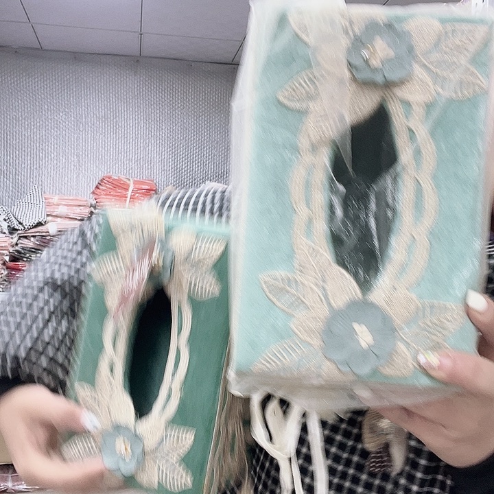 毛绒啦咯啦咯啦咯啦咯啦