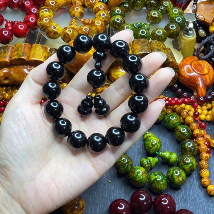 松木琥珀木文玩手串