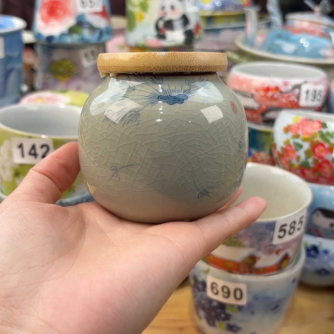 瓷片兔兔好可爱呀打