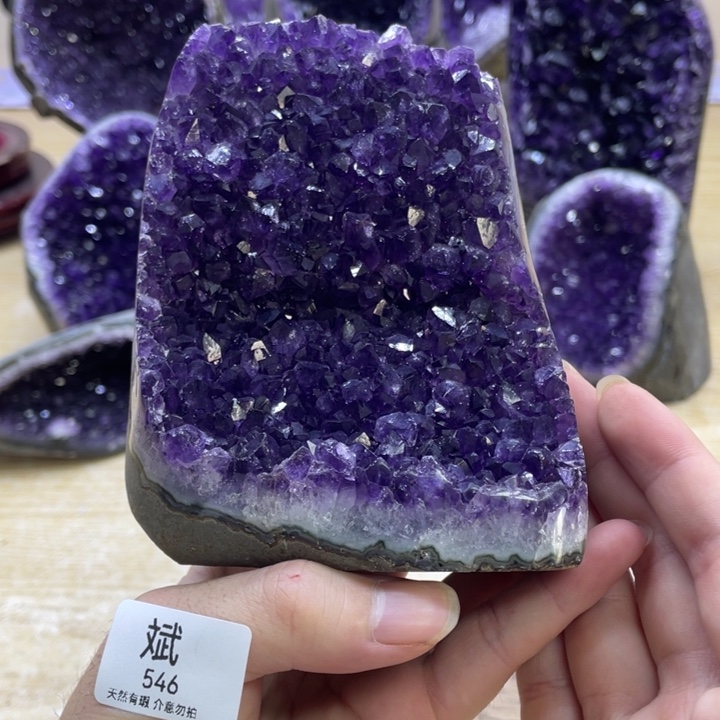 未镶嵌大型摆件（非配饰）紫晶