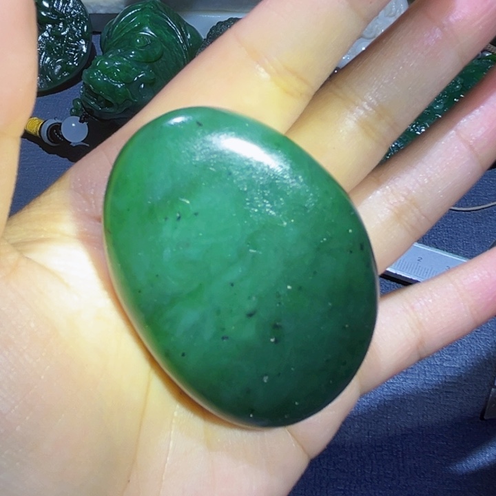 和田玉（糖玉）未镶嵌珠宝奇石