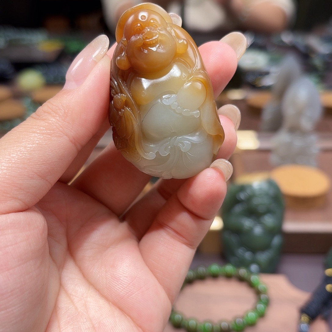 *****和田玉未镶嵌手链金山糖 