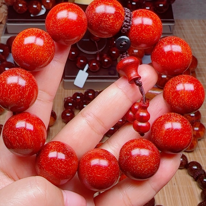 檀香紫檀（小叶紫檀）桃3w