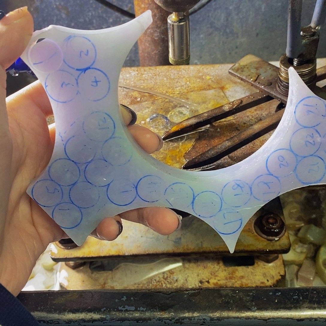 【闪购商品】定制翡翠未镶嵌坏**龙定制